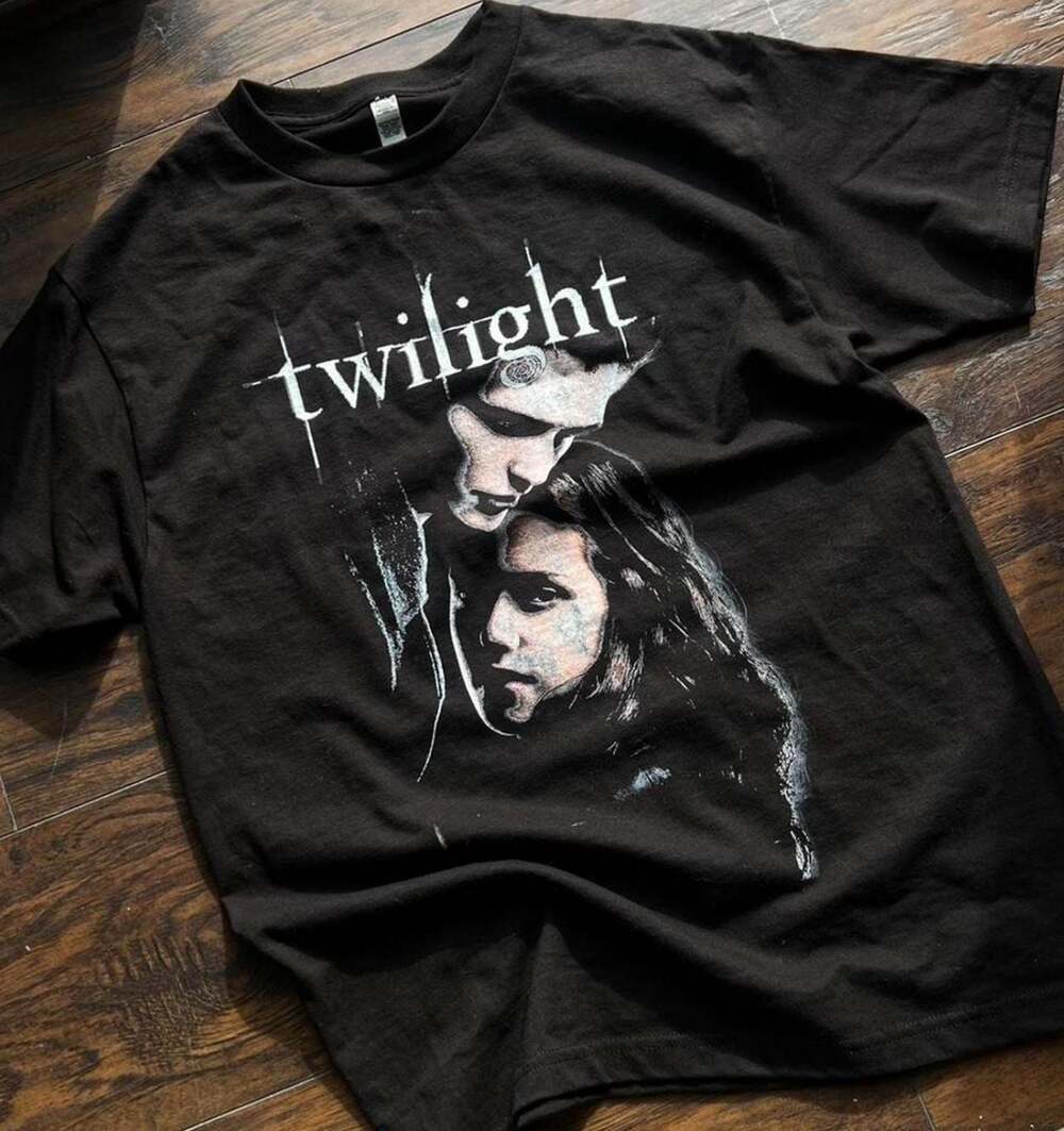 The Twilight Saga Edward and Bella Portrait Graphic T-Shirt